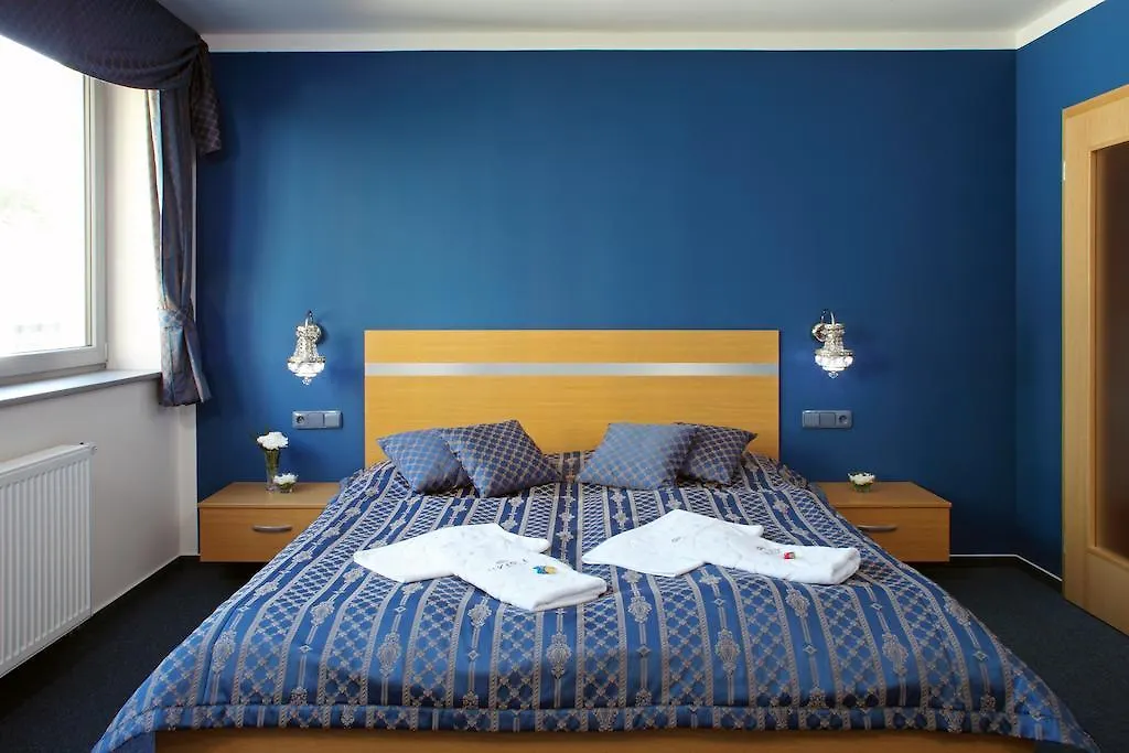 Hotel U Karla Прага