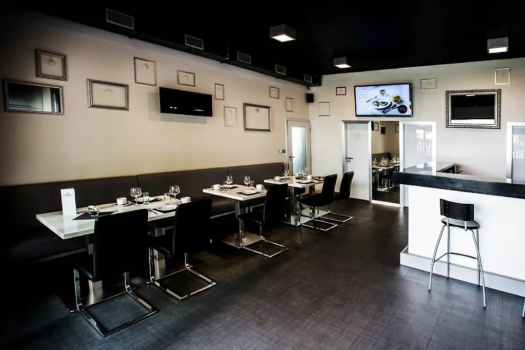 Hotel U Karla Прага 3*,  Чехия